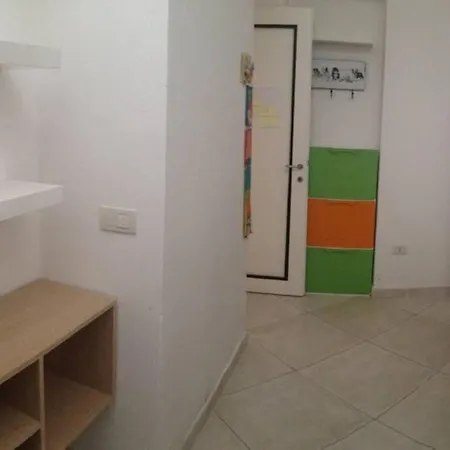 Casa Indipendente Con Cortile *